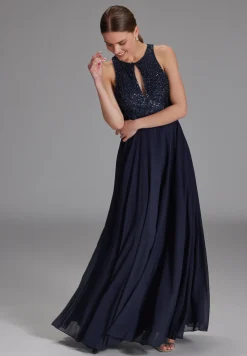Abendkleid mit Stickerei und Cut-Out Detail