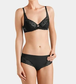 Amourette Spotlight Hip