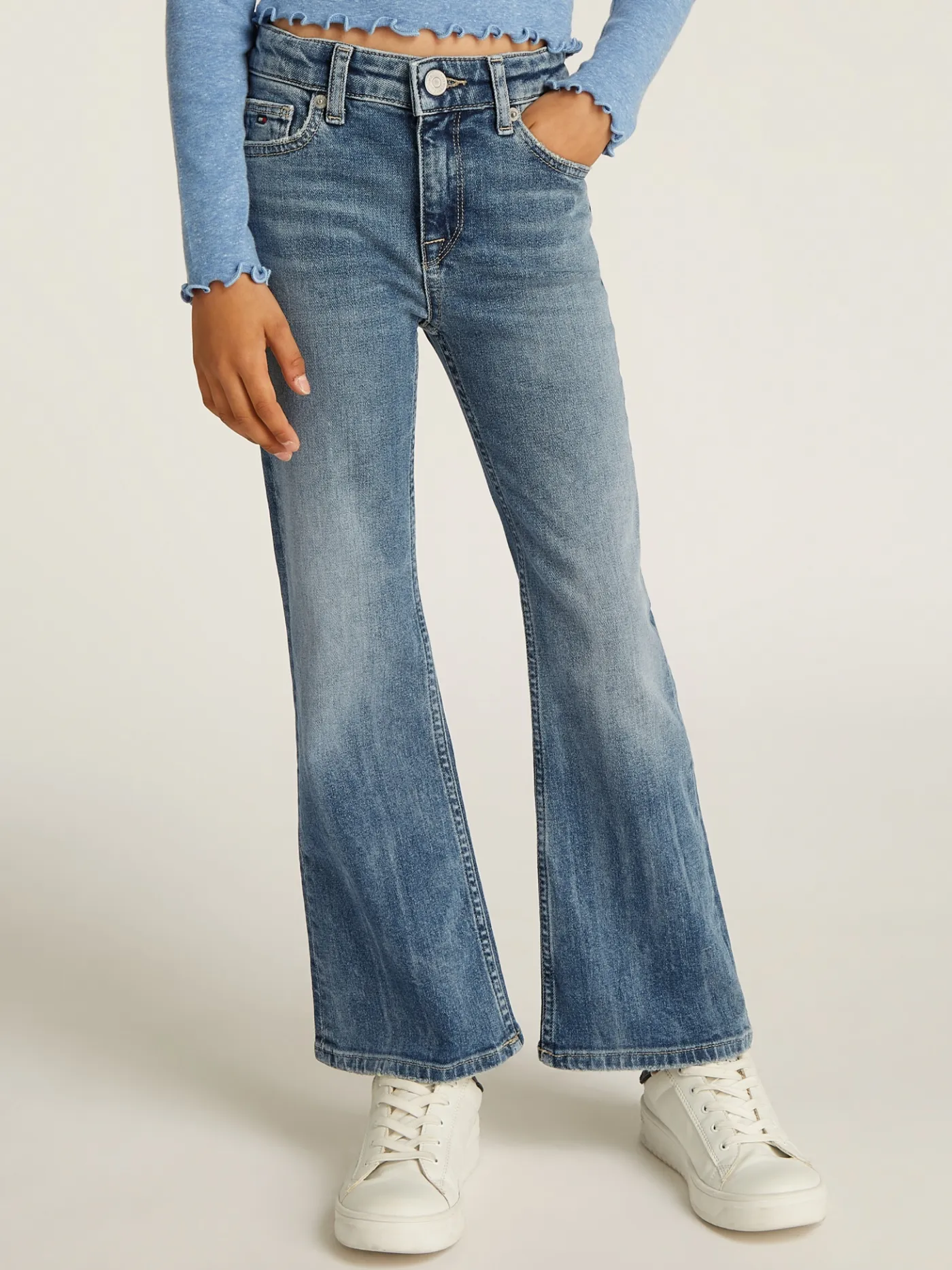 Ausgestellte Bootcut-Jeans mit Vintage-Wash
