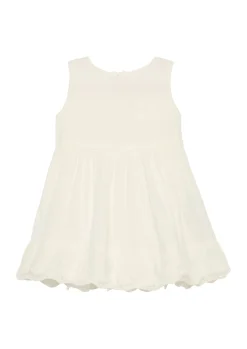 Ausgestelltes Kleid mit Blumenstickerei
