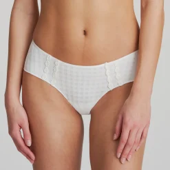 AVERO Hotpants