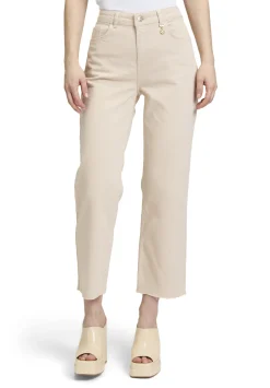 Basic Jeans