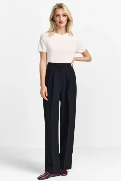 Basic T-Shirt