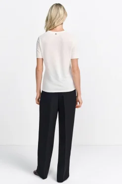 Basic T-Shirt