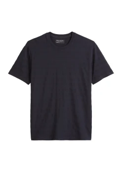 Basic T-Shirt