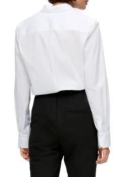 Bluse mit Ziernähten