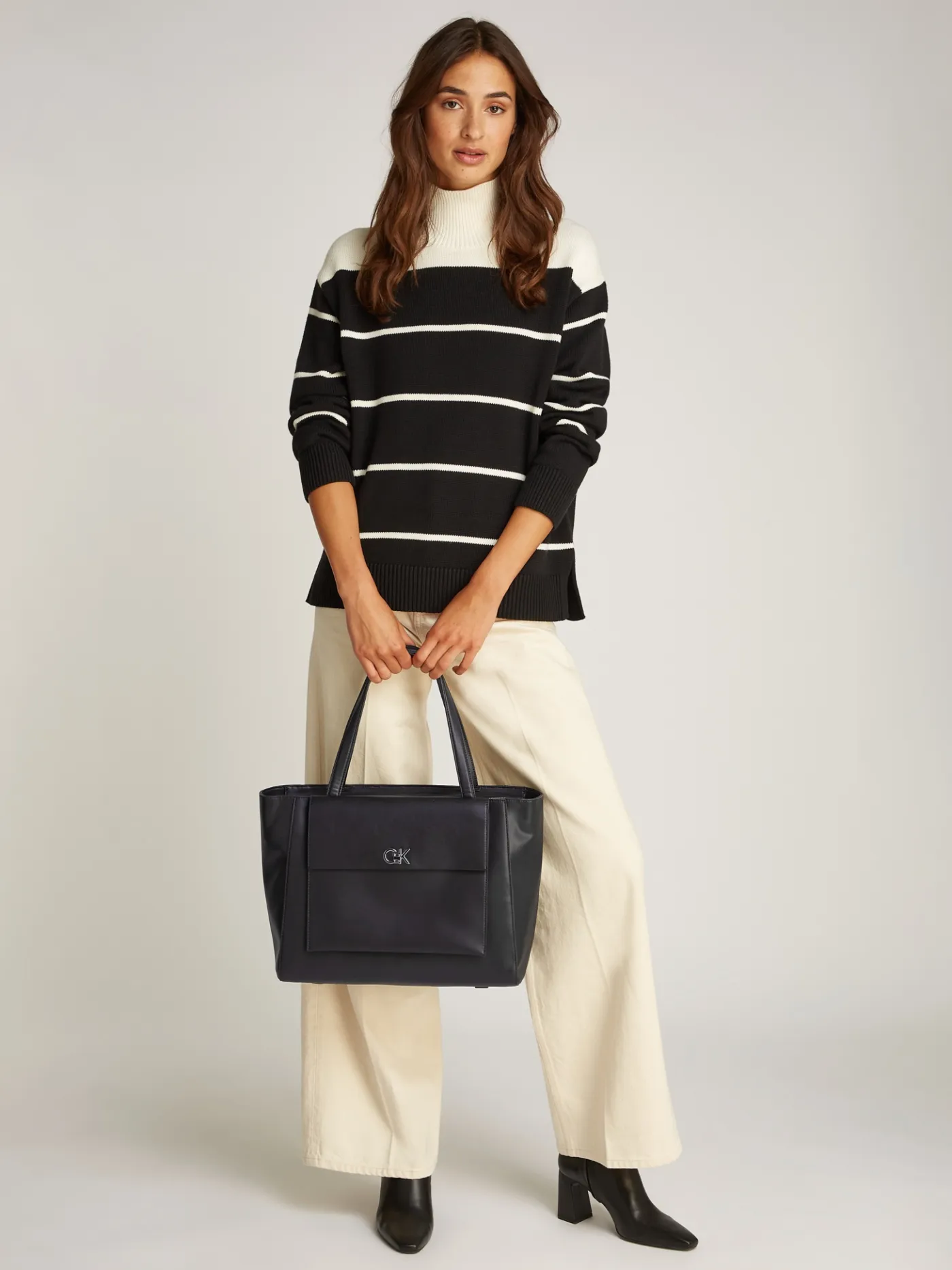 CK MEDIUM SHOPPER
