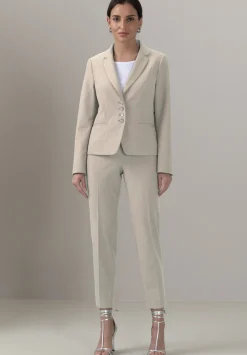 Cooler Kurzblazer mit Reverskragen und Leistentaschen
