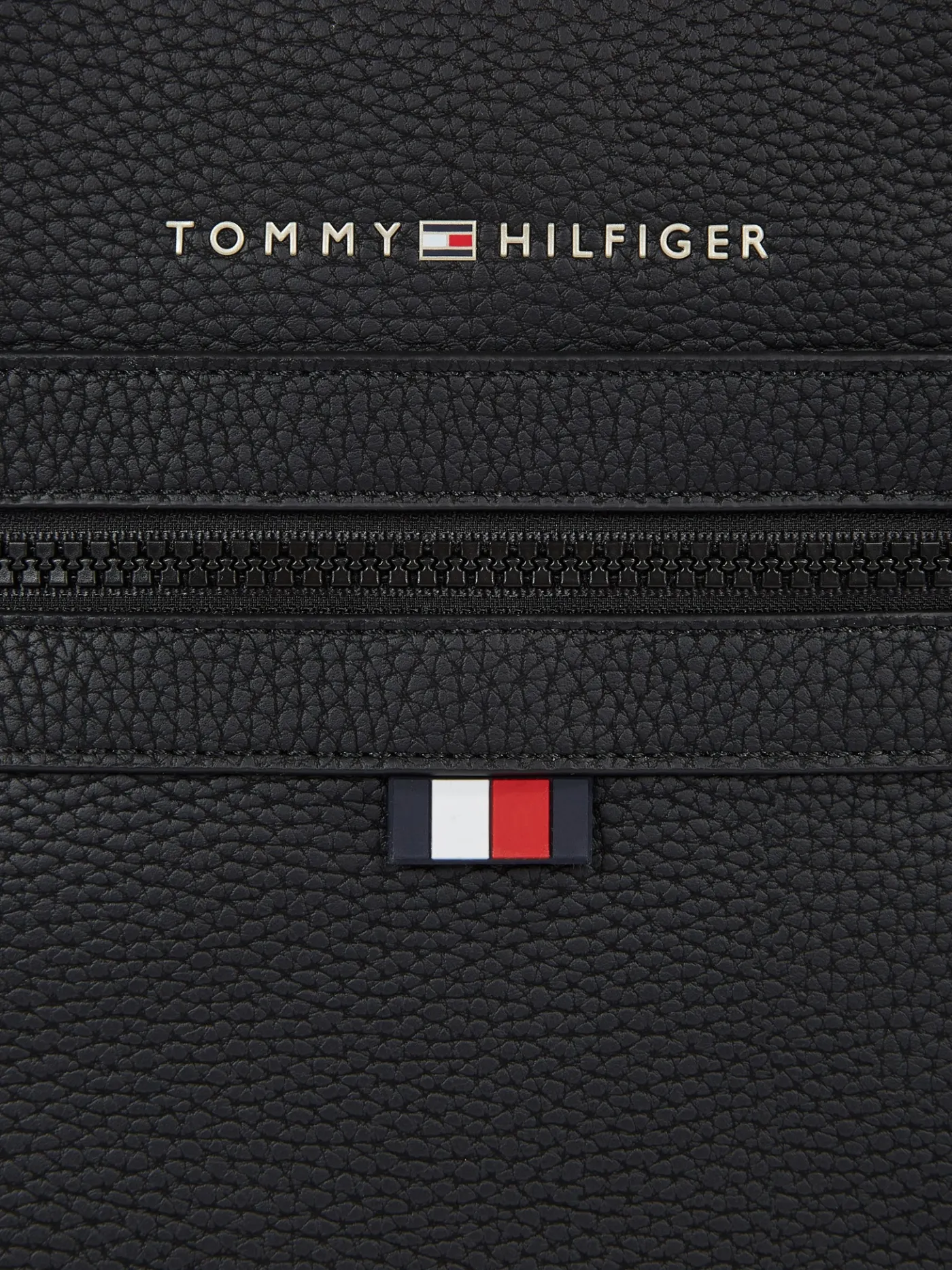 Essential Crossbody-Tasche