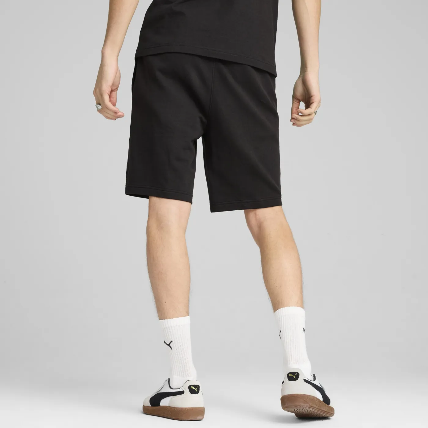 Essentials Elevated 9 Shorts Herren