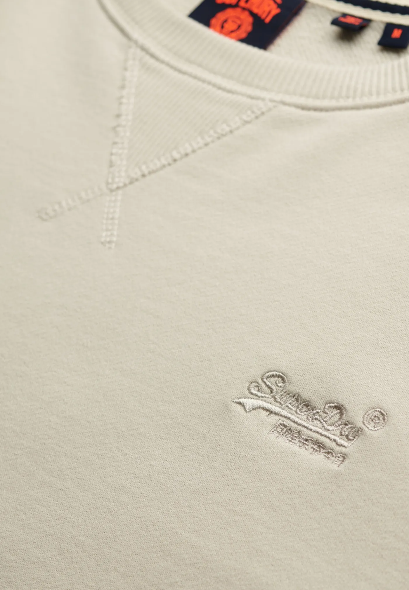 Essential Sweatshirt mit Rundhalsausschnitt