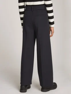 Hose mit hohem Bund