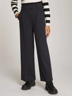 Hose mit hohem Bund