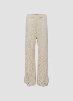 Hose mit floraler Spitze