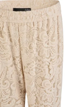 Hose mit floraler Spitze