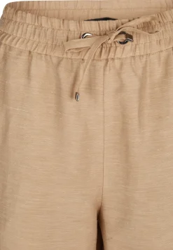 Hose mit Leinen