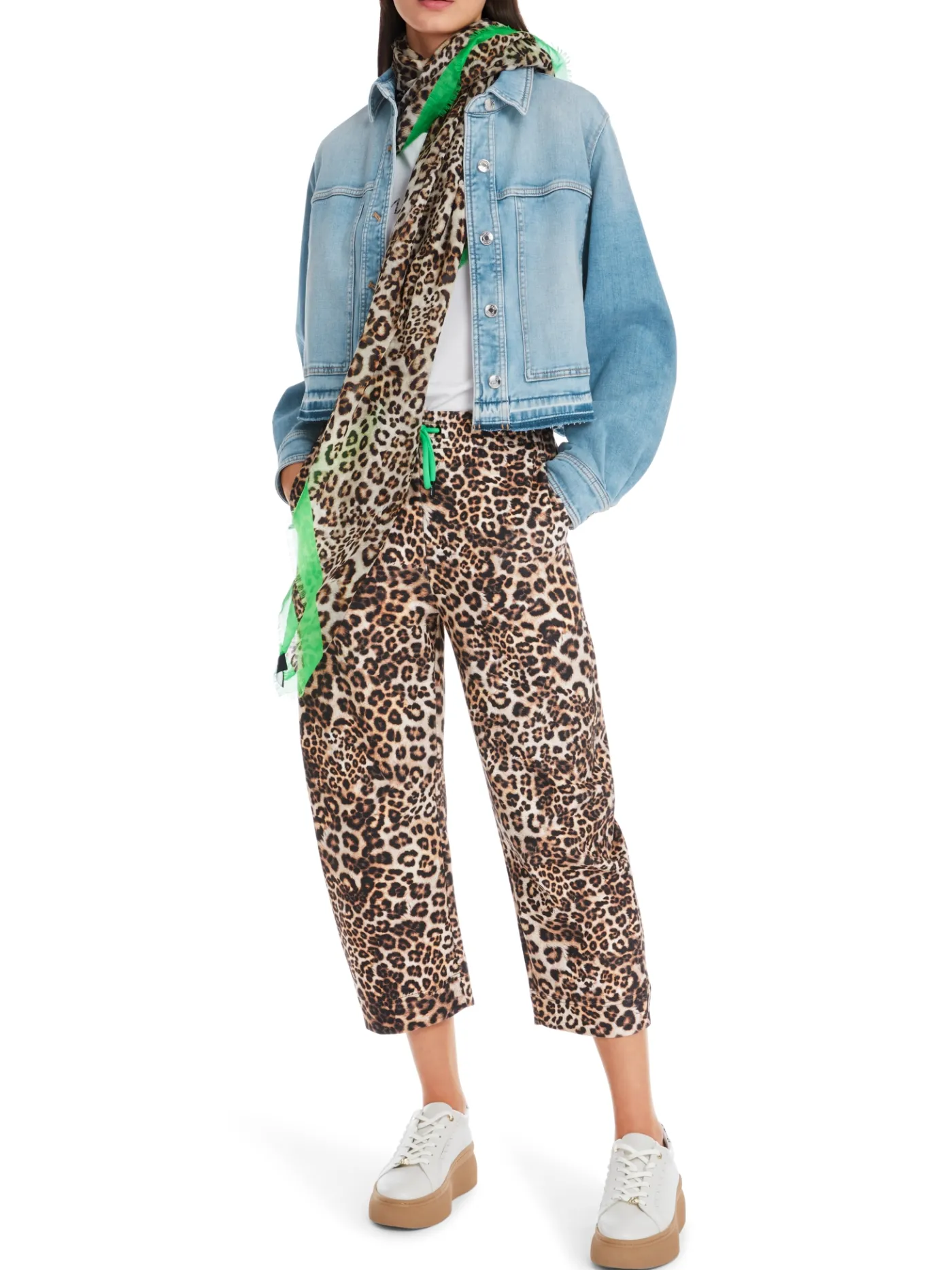 Jacke in Used Denim Rethink Together