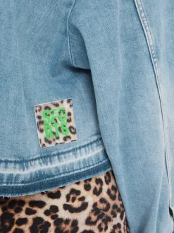 Jacke in Used Denim Rethink Together