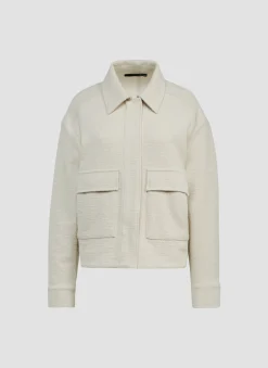 Jacke mit aufgesetzten Taschen und Hemdkragen
