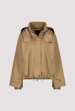 Jacke mit Kapuze