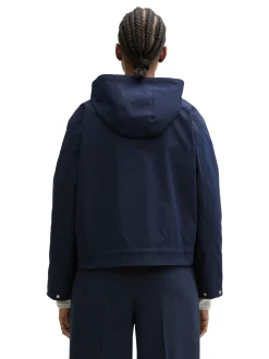 Jacke mit Kapuze