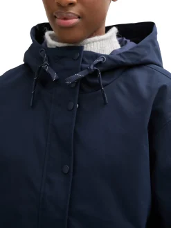 Jacke mit Kapuze