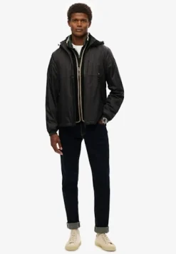 Jacke mit Kapuze