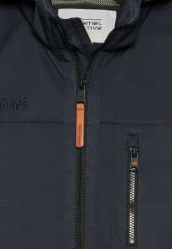 Jacke mit Kapuze