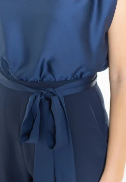 Jumpsuit aus Material-Mix