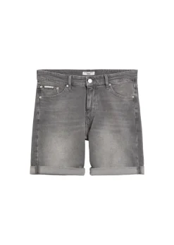 kurze Jeans