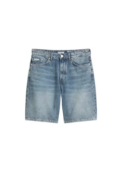 kurze Jeans