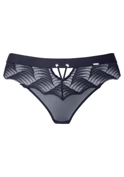 Marla String