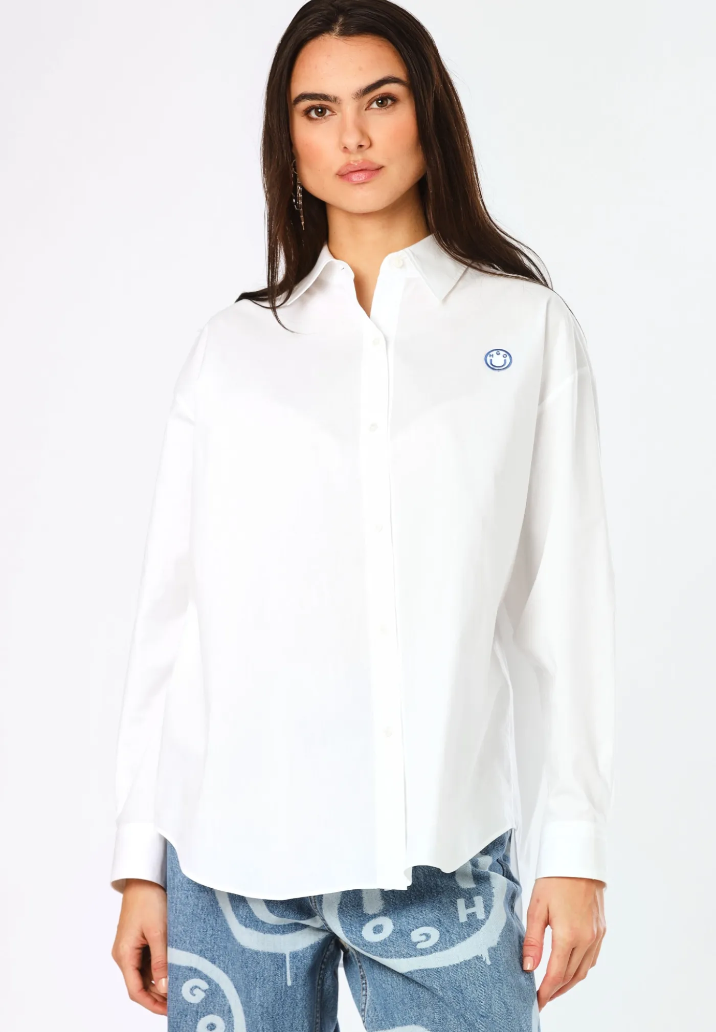 Oversized Bluse mit Logos im Graffiti-Stil