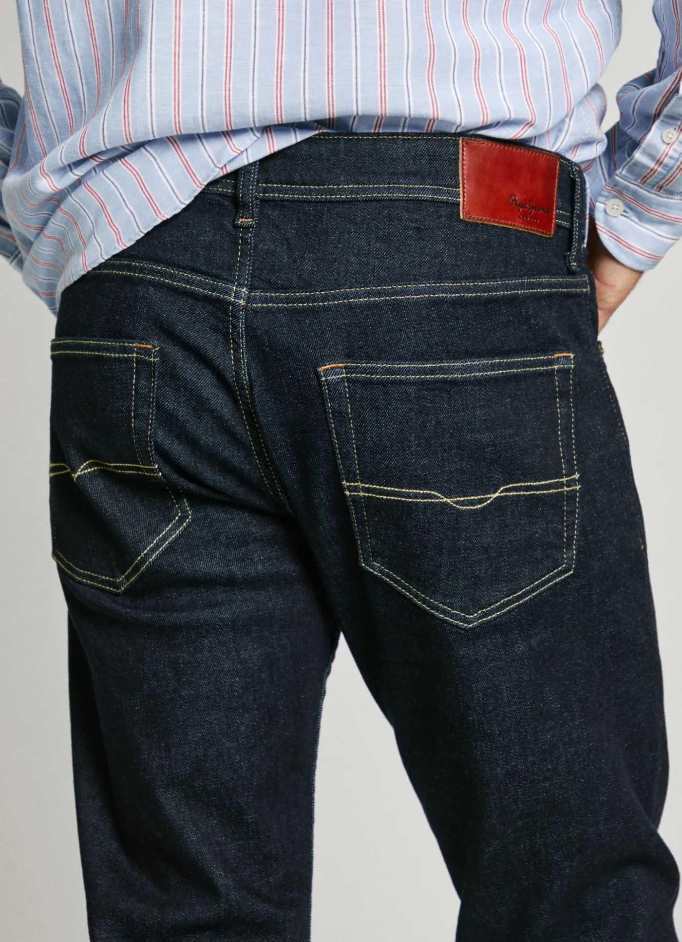 5-Pocket STRAIGHT JEANS