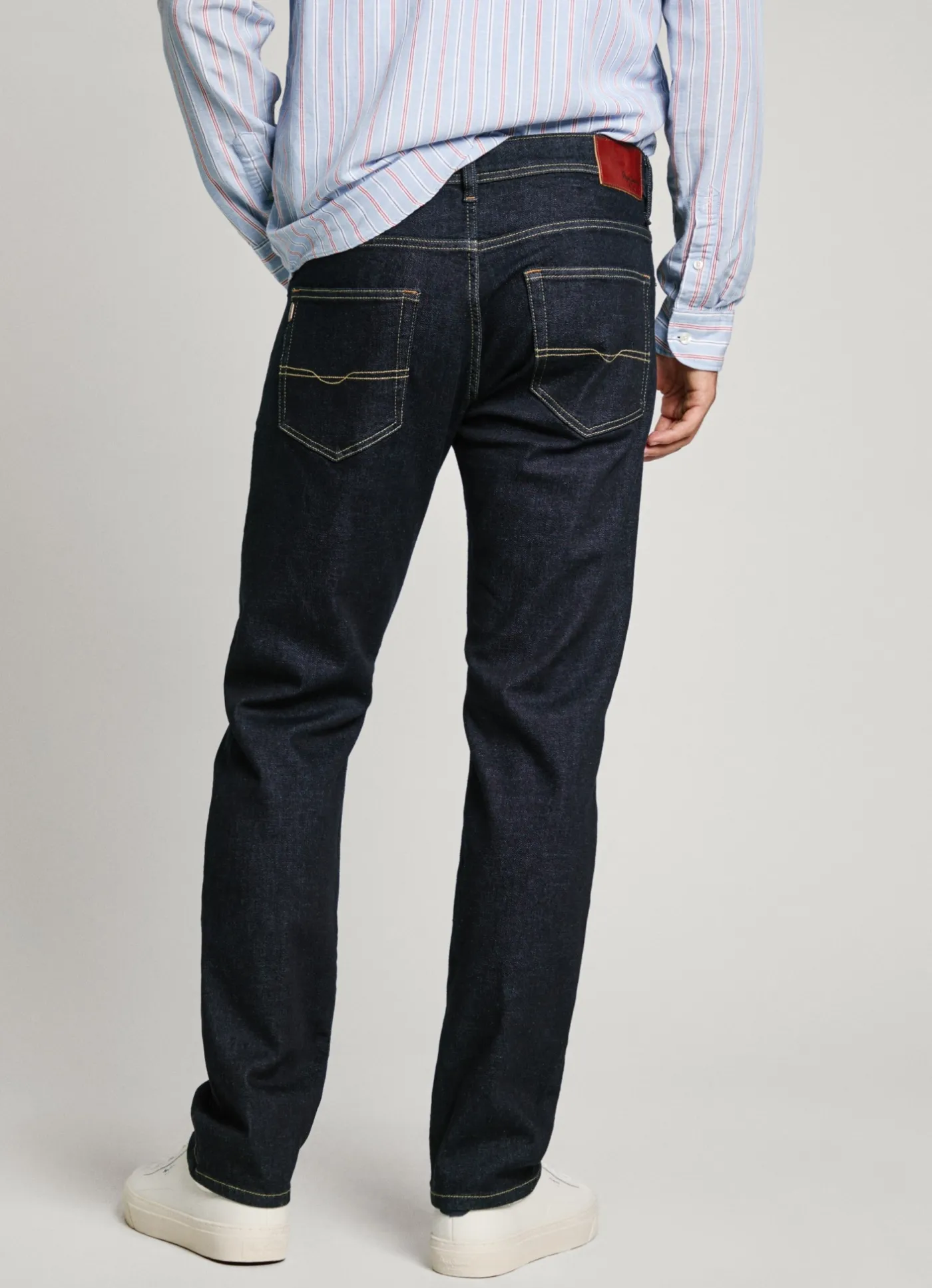 5-Pocket STRAIGHT JEANS