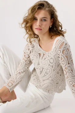 Pullover mit Cornelly-Häkelmuster