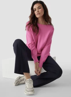 Pullover mit Rundhalsausschnitt und Ziernaht