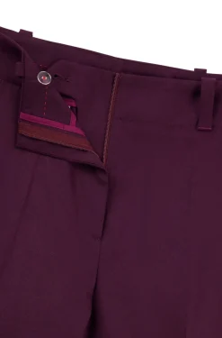 Regular-Fit Hose mit weitem Beinverlauf