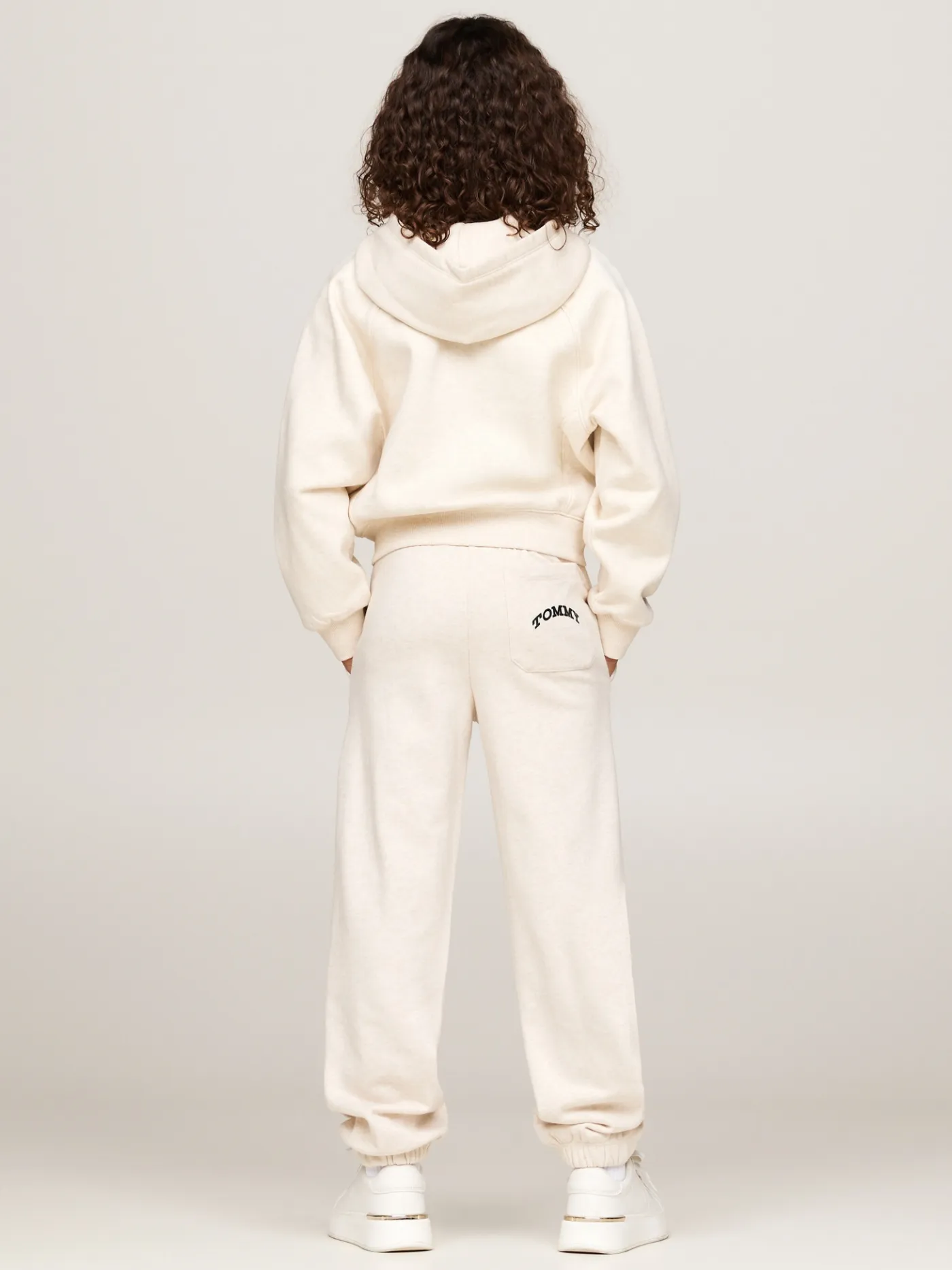 Reißverschluss Hoodie mit aufgesticktem Logo
