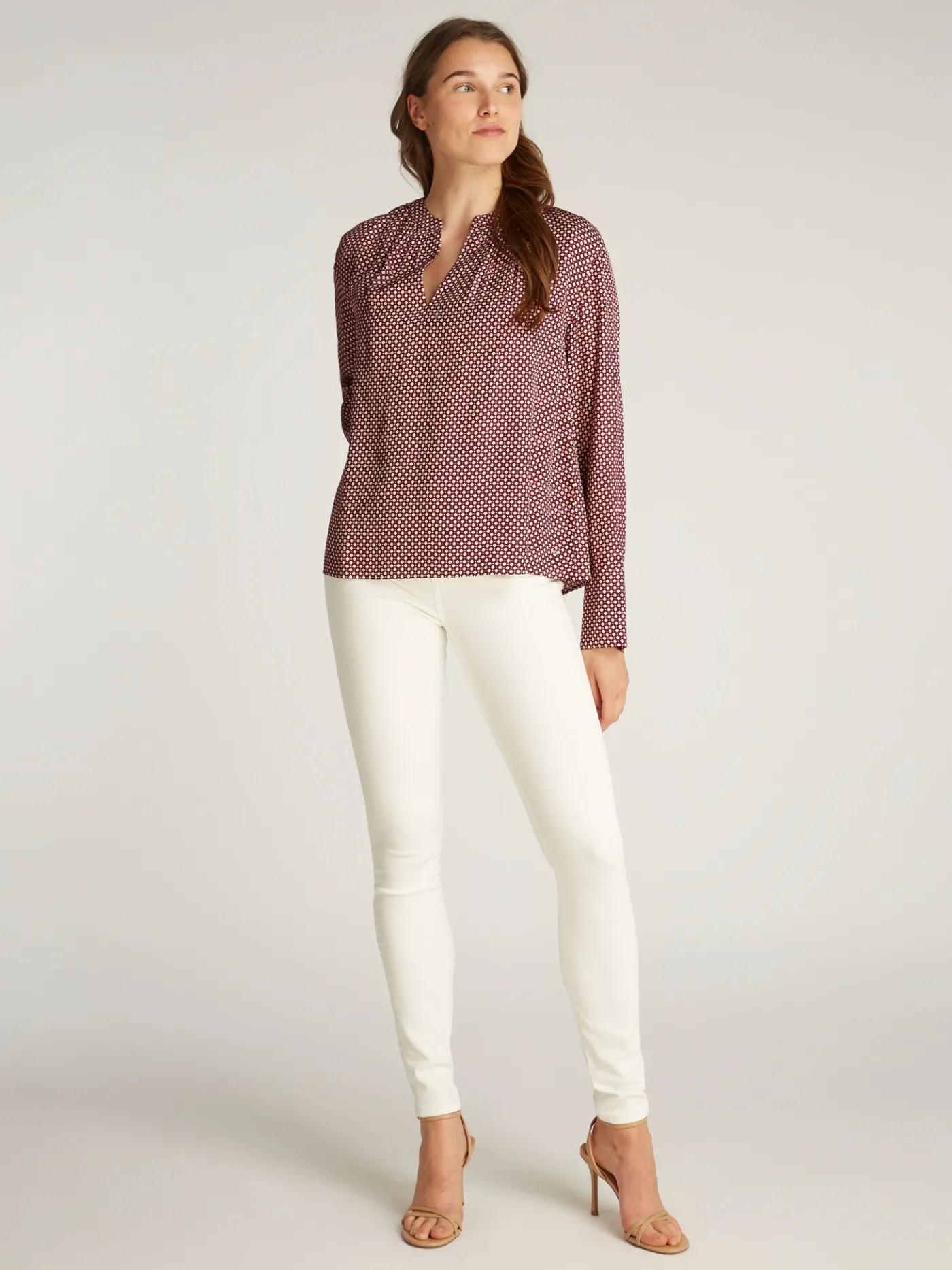 Relaxed Fit Bluse mit gerafftem V-Ausschnitt