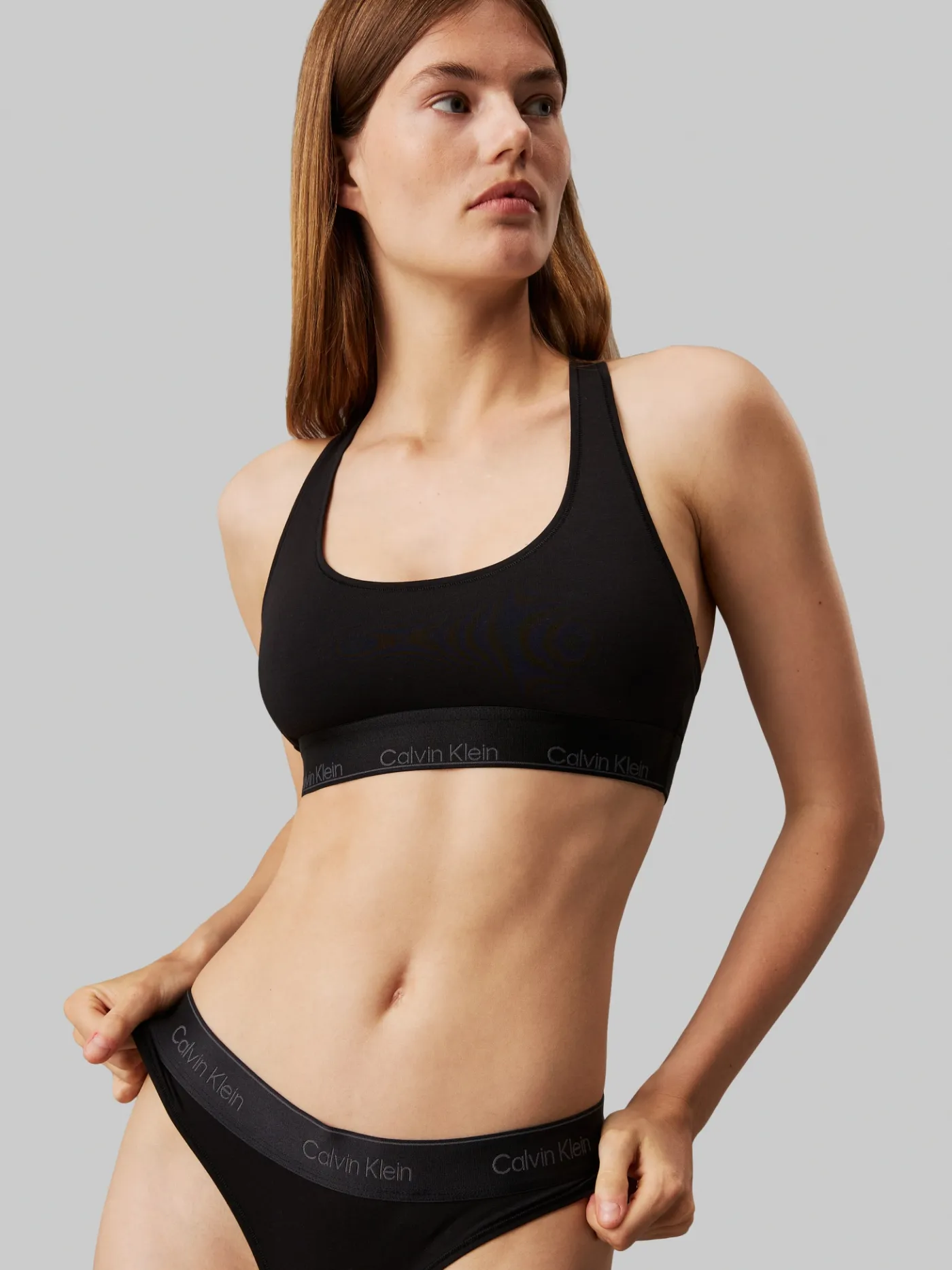 Set aus Bralette und Tanga