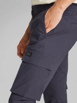 Skinny Cargo