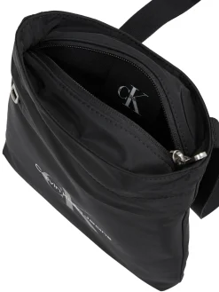 Sport Essentials Flat Umhängetasche