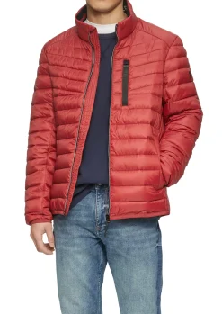 Steppjacke mit sportiven Kontrastdetails