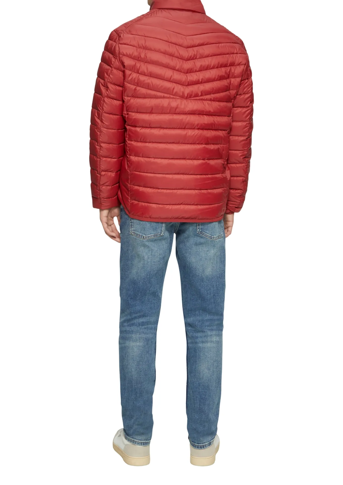 Steppjacke mit sportiven Kontrastdetails