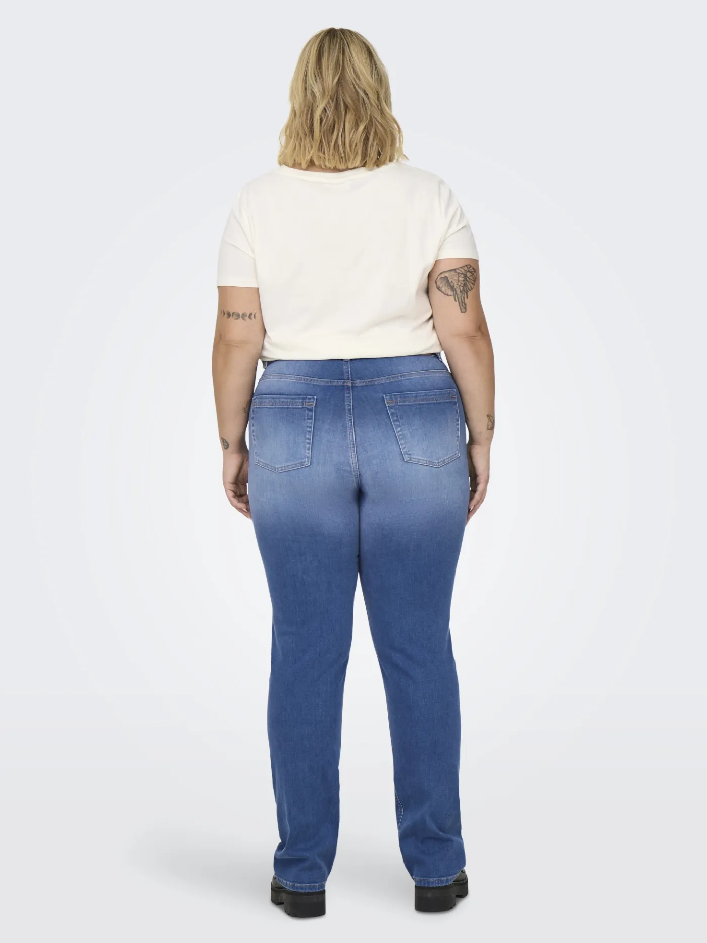 Straight Fit Jeans