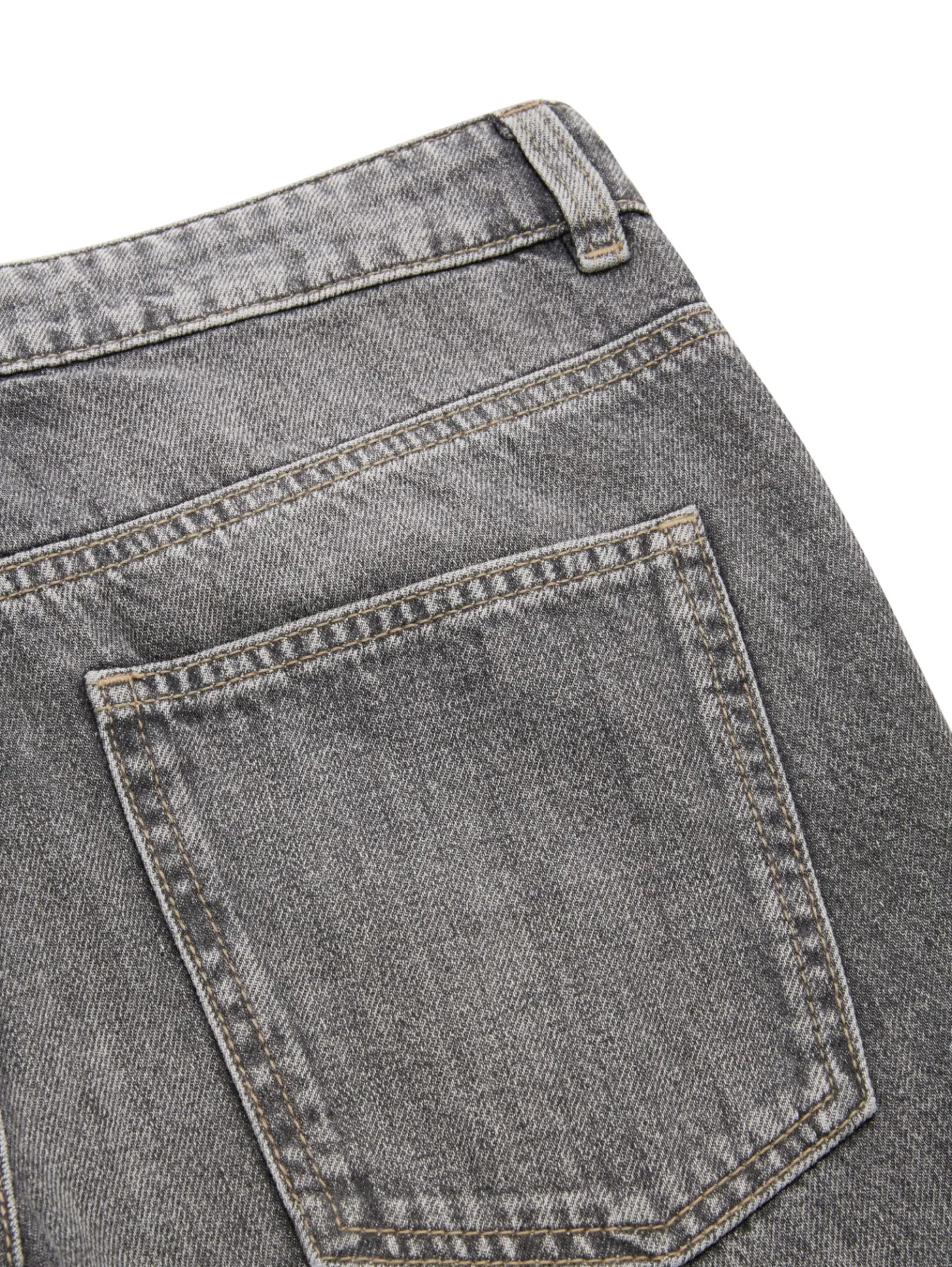 Straight Jeans