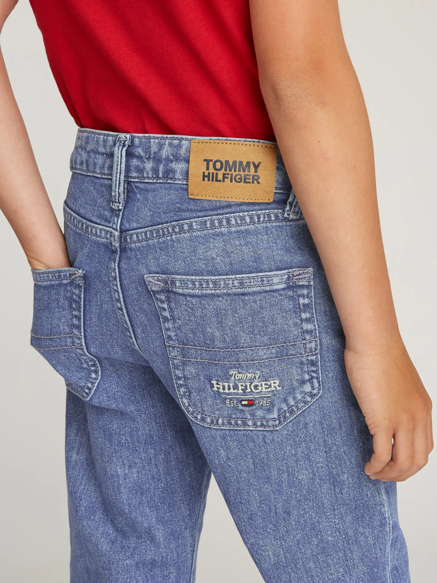 Straight Leg Jeans mit Fade-Effekt