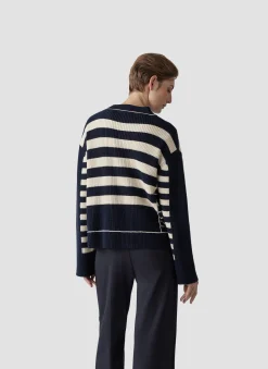 Strickjacke mit Perlfang-Strickart und Streifenmuster