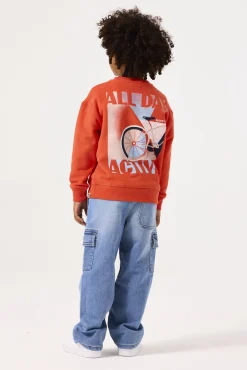 Sweatshirt